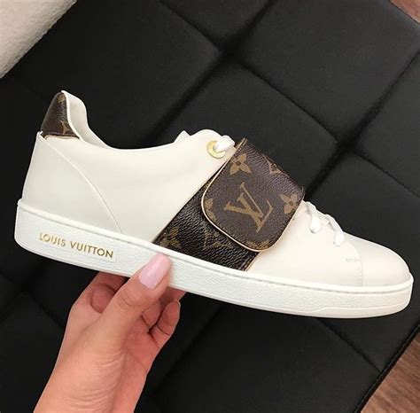 supreme louis vuitton shoes fake